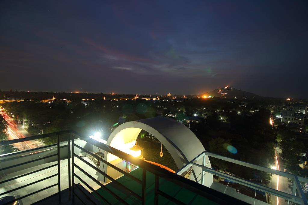 Hotel United Mandalay Extérieur photo