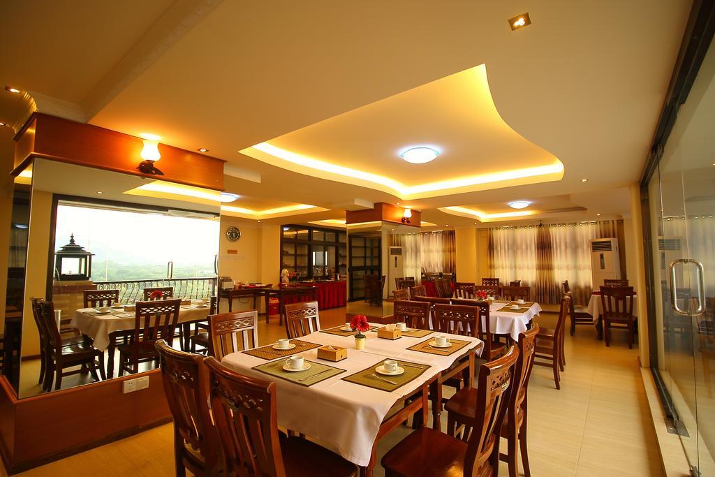 Hotel United Mandalay Extérieur photo