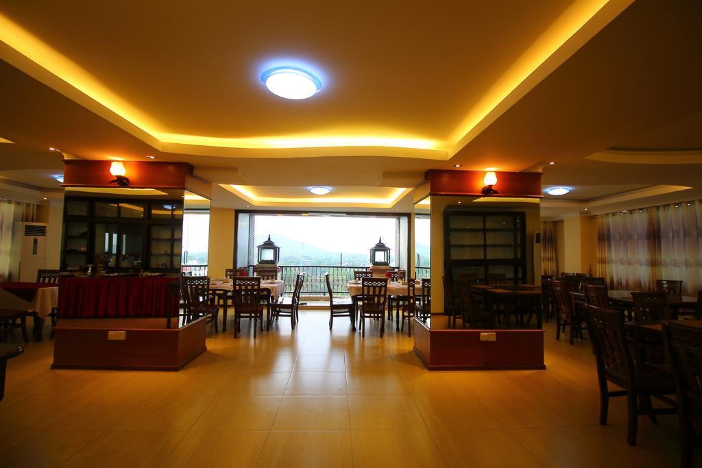 Hotel United Mandalay Extérieur photo