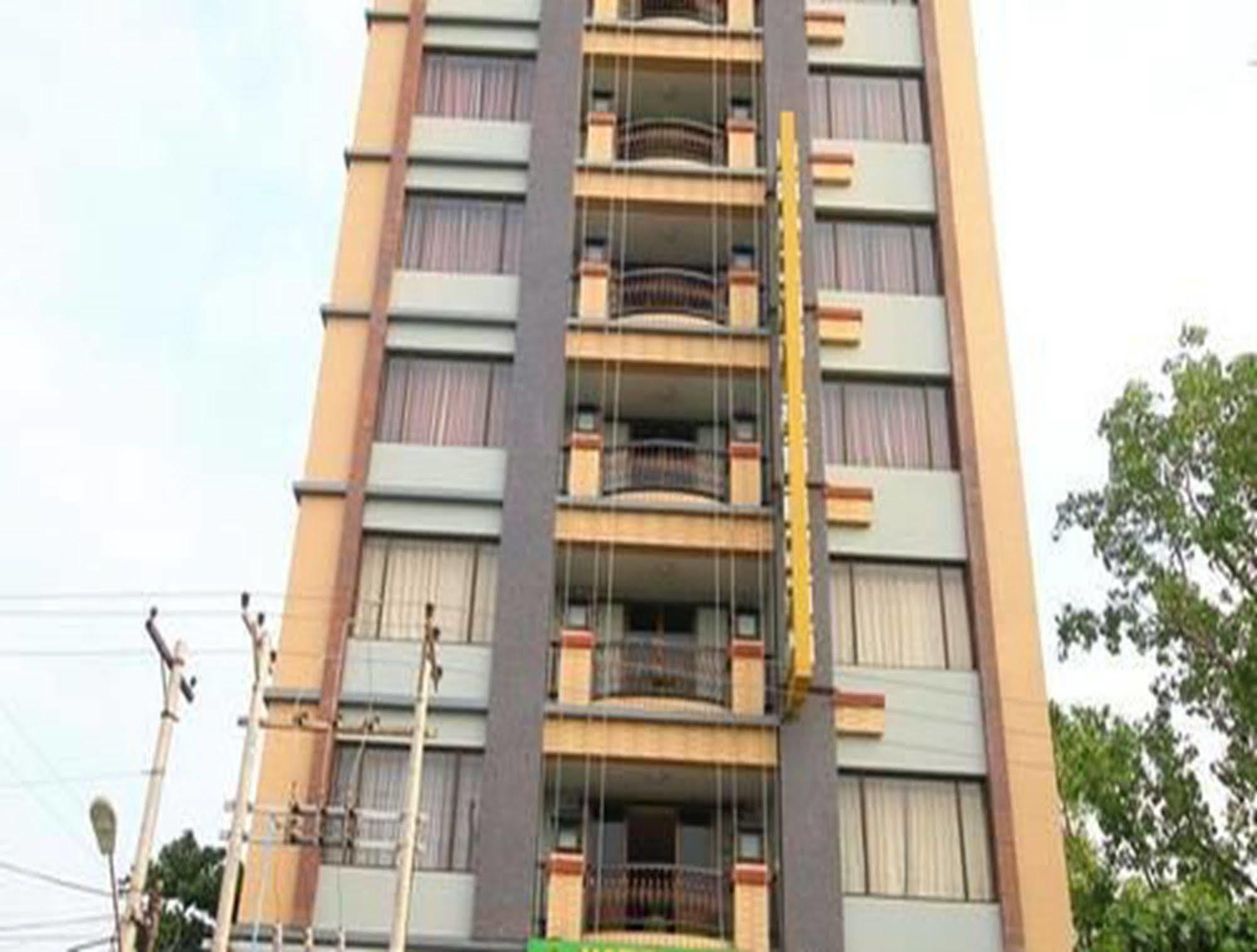 Hotel United Mandalay Extérieur photo