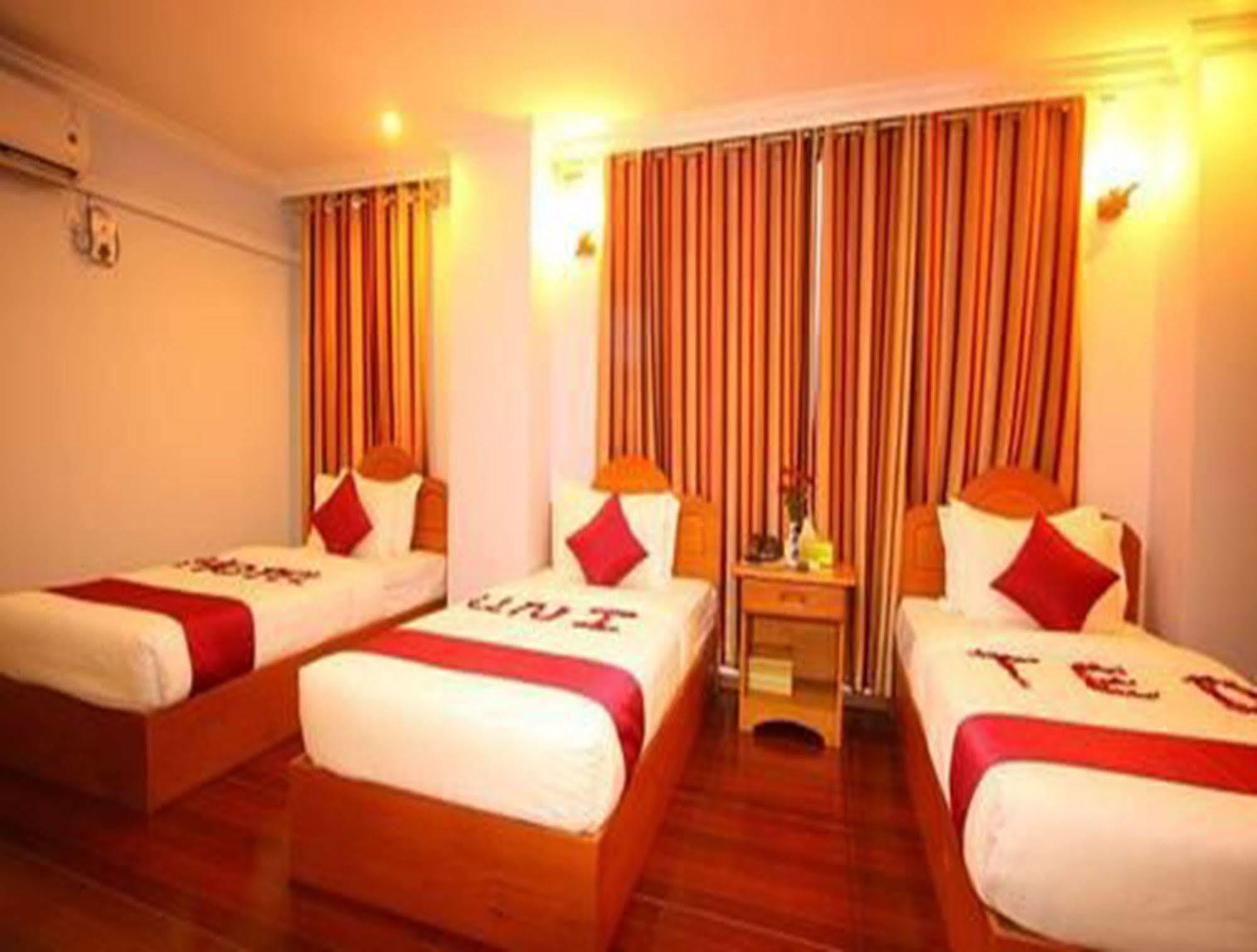 Hotel United Mandalay Extérieur photo
