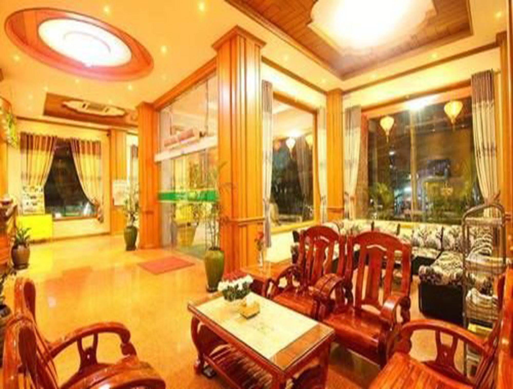 Hotel United Mandalay Extérieur photo