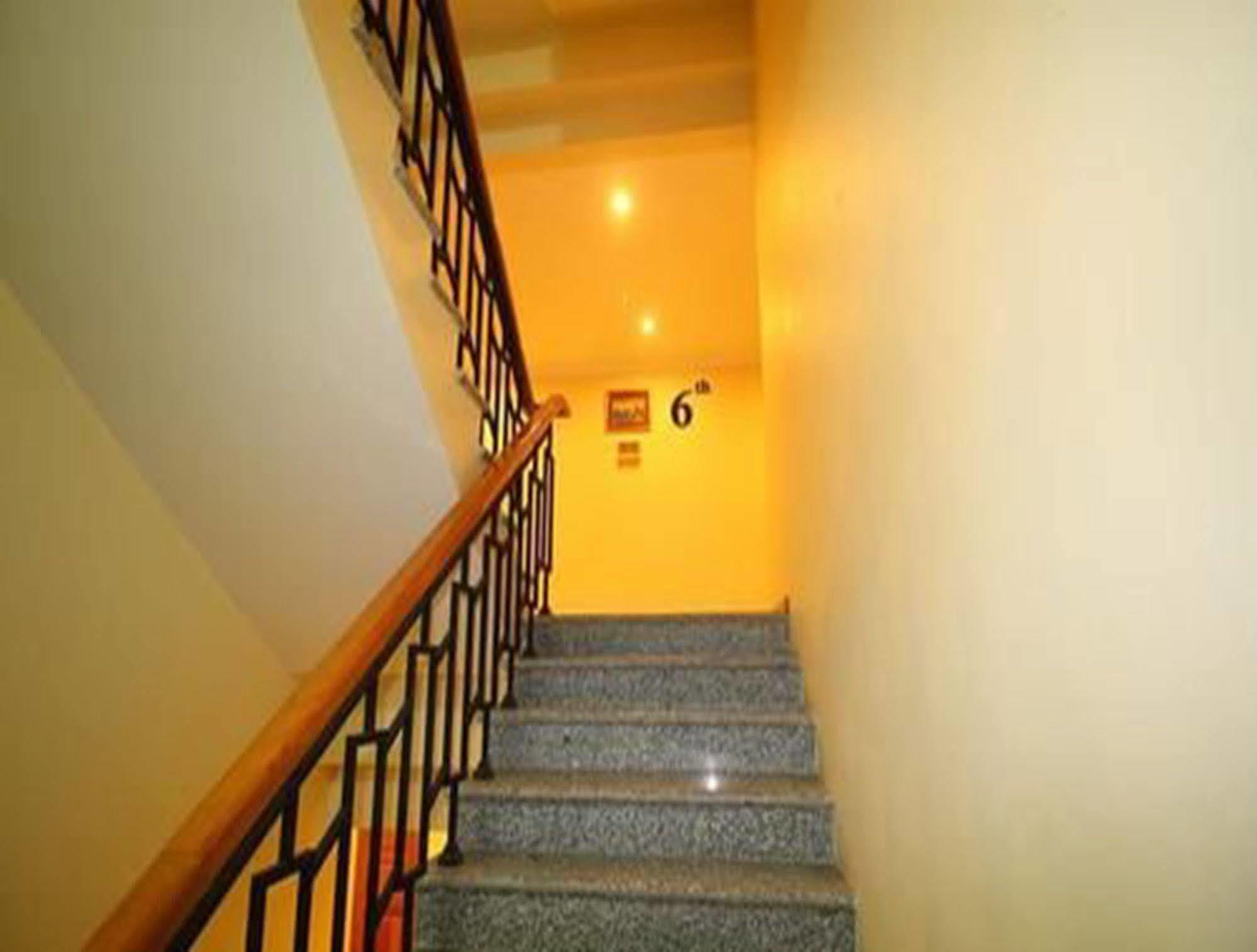 Hotel United Mandalay Extérieur photo